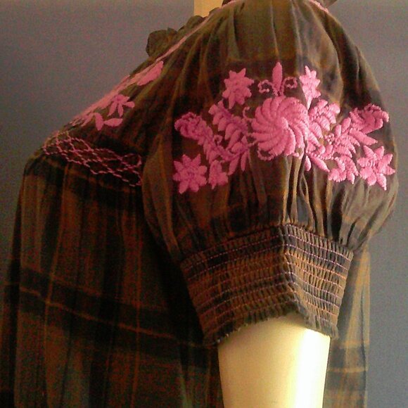 Sister Mary Cotton Plaid Purple floral Embroidered Camilla Top XS - Picture 6 of 9